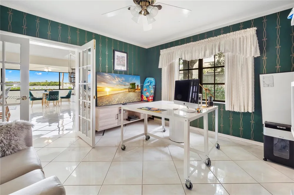 1635 Lands End Rd Manalapan, FL 33462