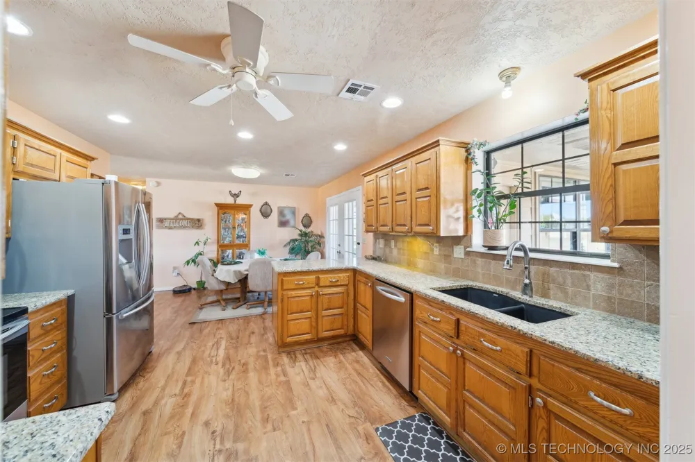 3901 E 440 ROAD Adair, OK 74330