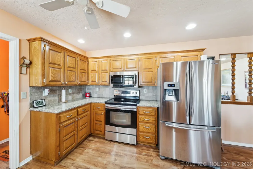 3901 E 440 ROAD Adair, OK 74330