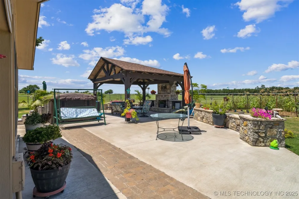 3901 E 440 ROAD Adair, OK 74330