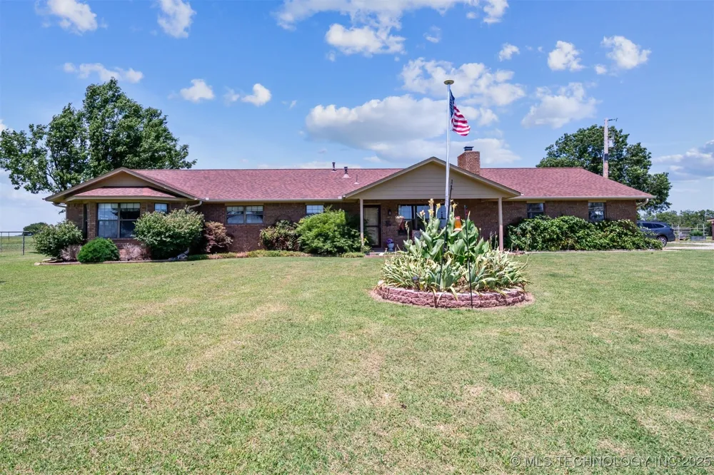 3901 E 440 ROAD Adair, OK 74330