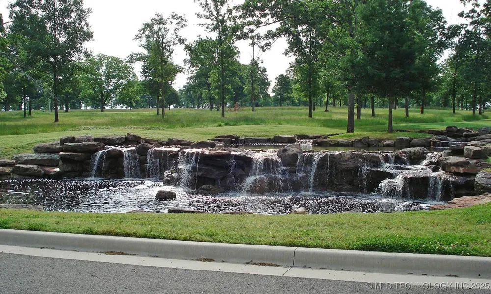 929 Watercolor Drive Tahlequah, OK 74464