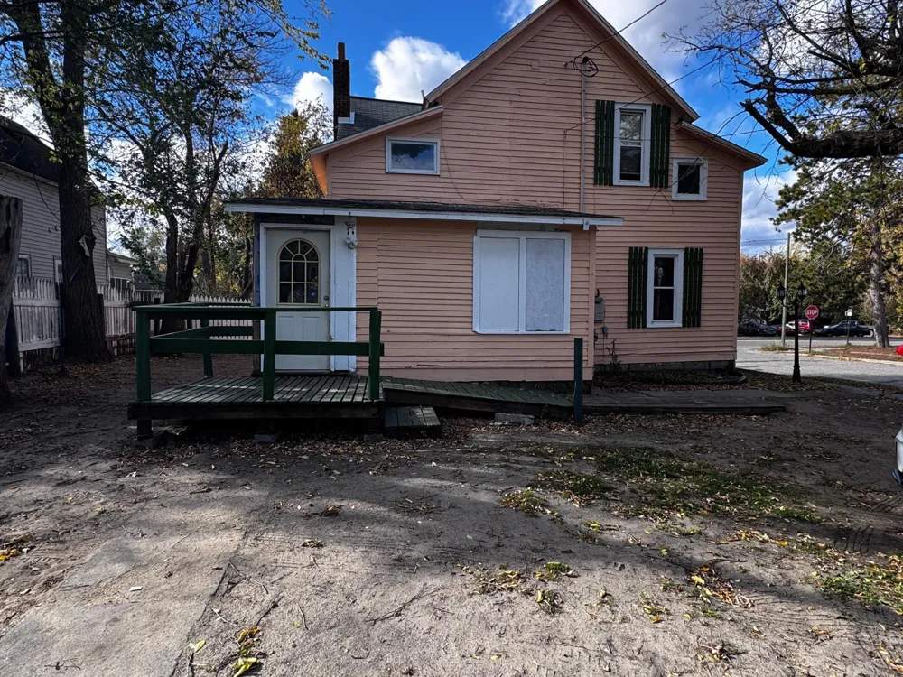 211 Maple Avenue NE Cass Lake, MN 56633