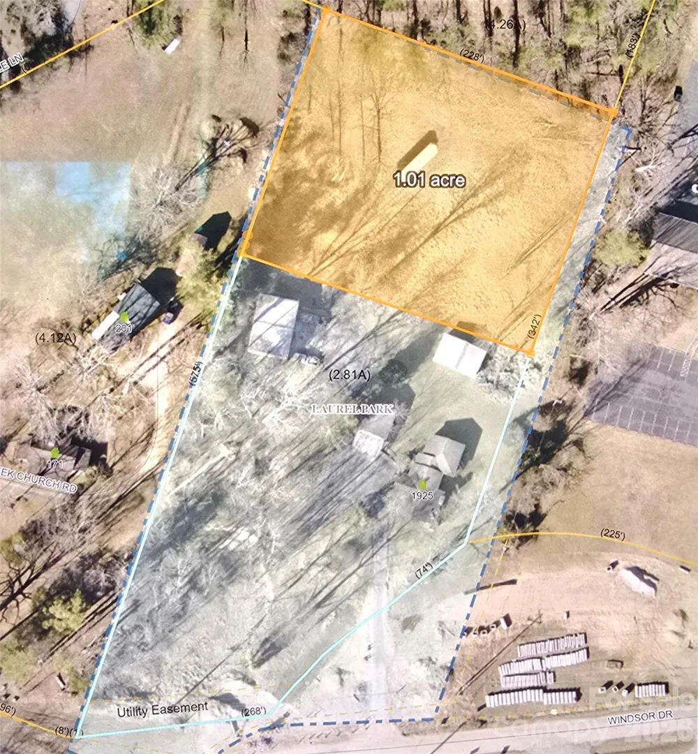 1925-A Windsor Drive Laurel Park, NC 28739