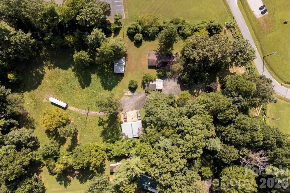 1925-A Windsor Drive Laurel Park, NC 28739