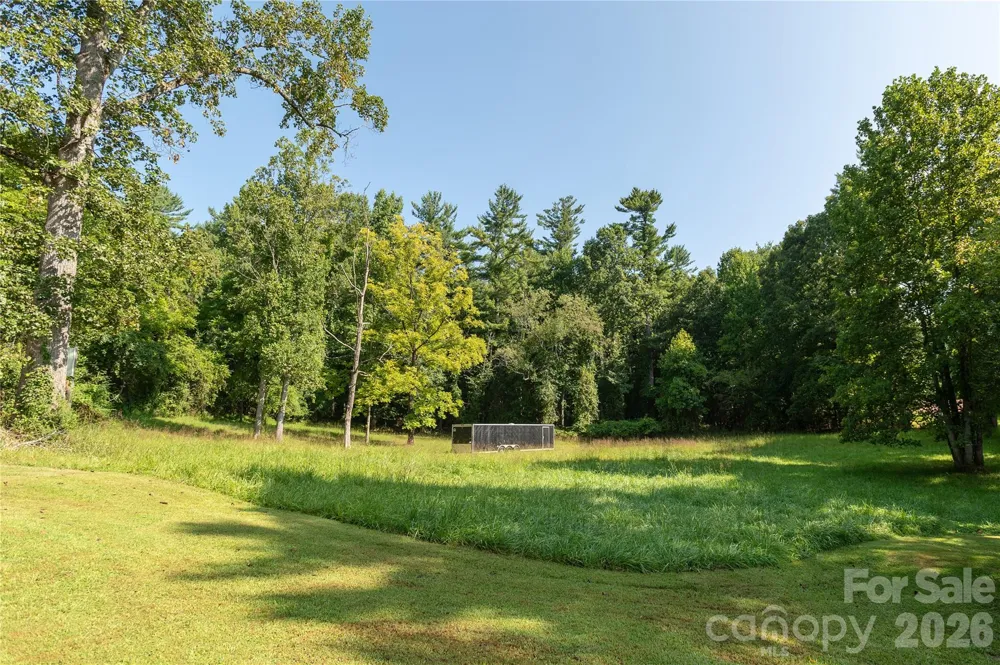 1925-A Windsor Drive Laurel Park, NC 28739