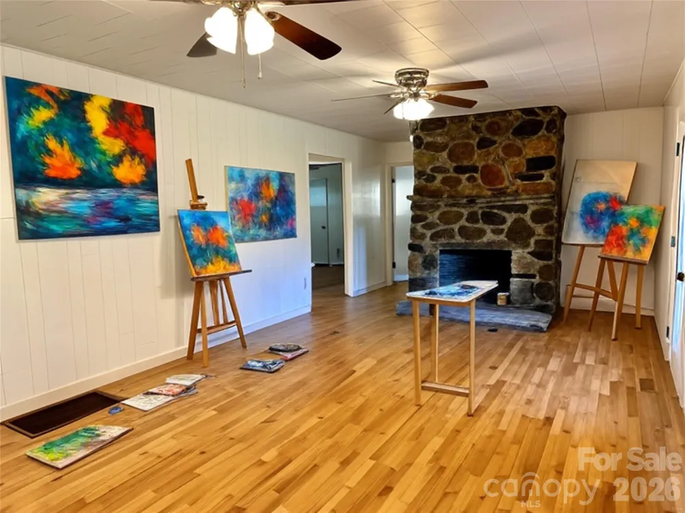 208 Murdock Road Bakersville, NC 28705