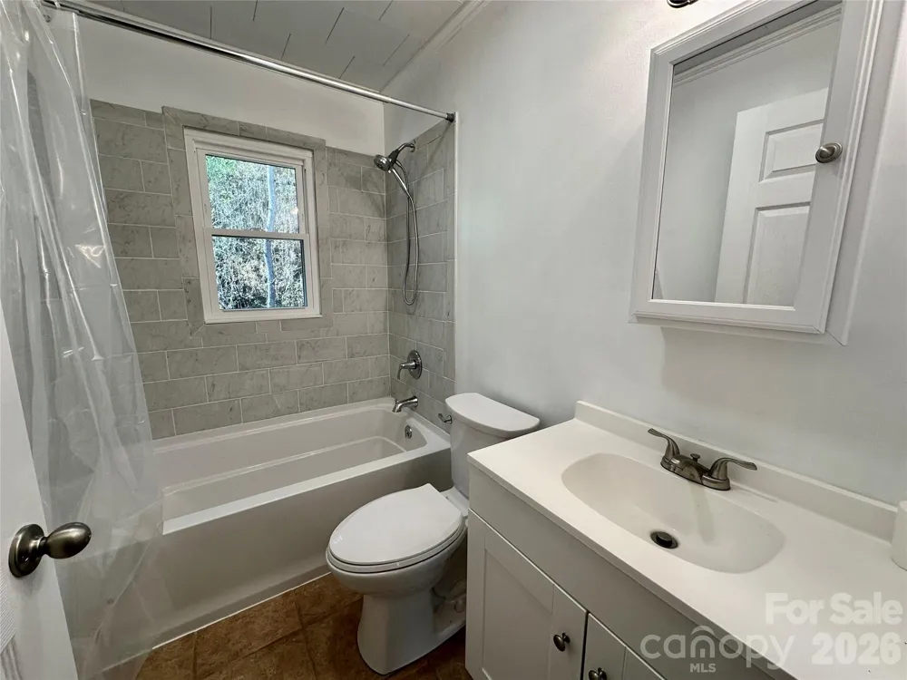 208 Murdock Road Bakersville, NC 28705