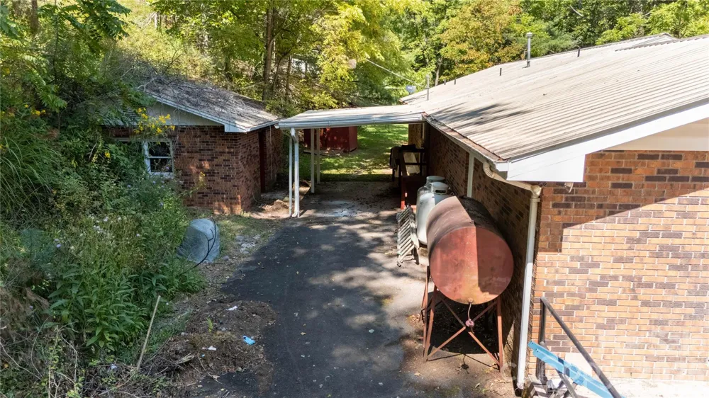 208 Murdock Road Bakersville, NC 28705