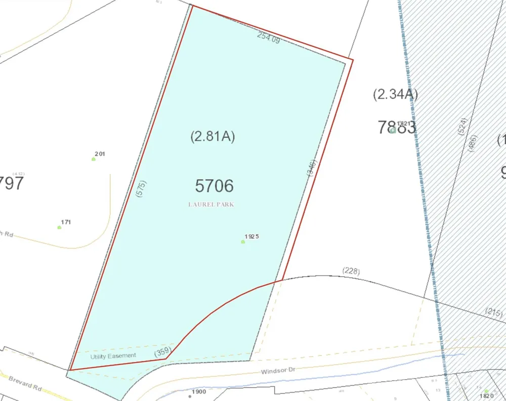 1925-B Windsor Drive Laurel Park, NC 28739