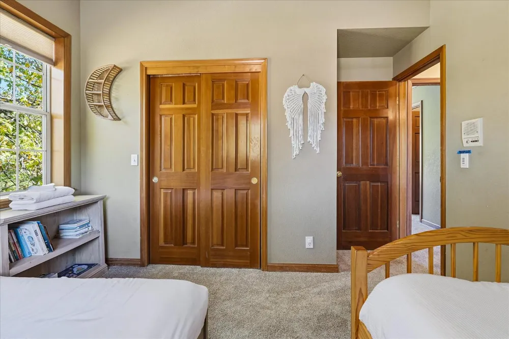 59484 Cascadel Road North Fork, CA 93643
