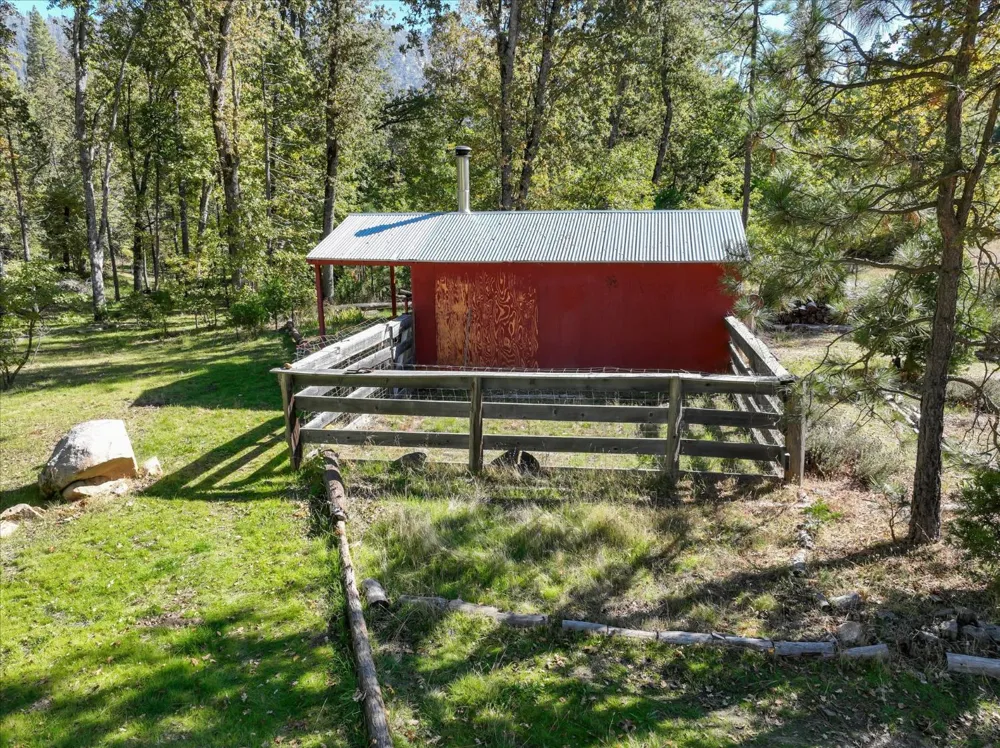 59484 Cascadel Road North Fork, CA 93643