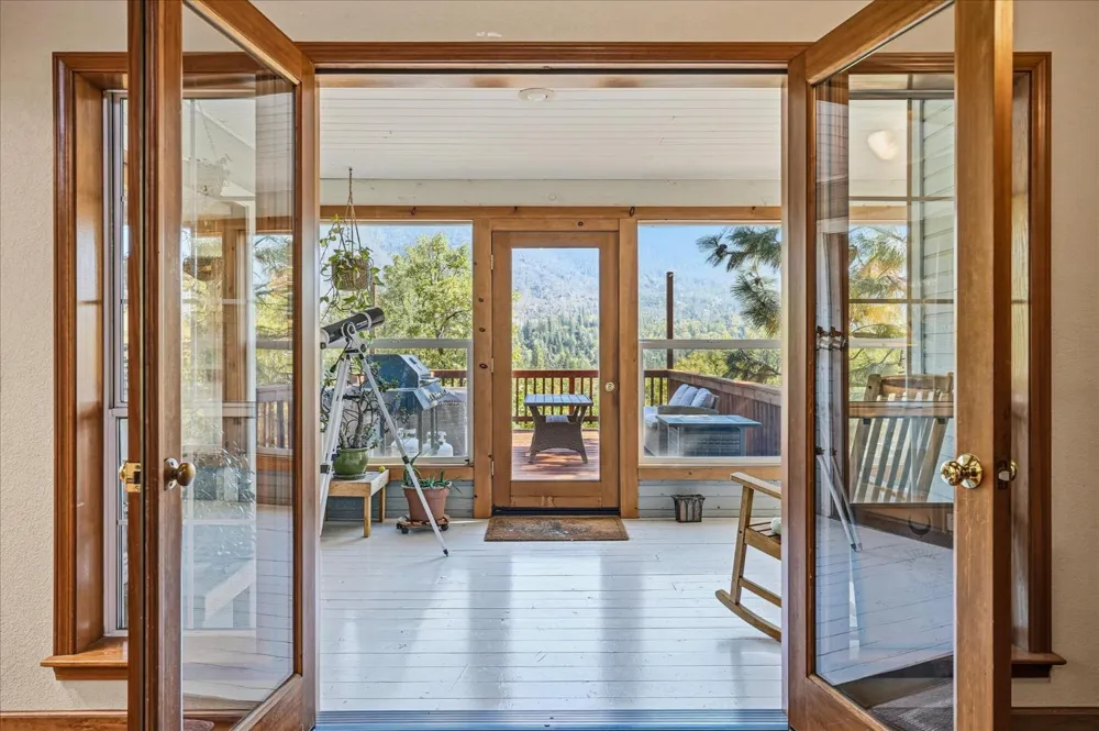 59484 Cascadel Road North Fork, CA 93643