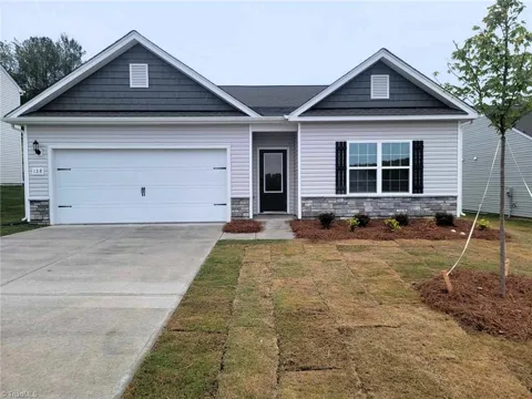 128 Tail Star Court