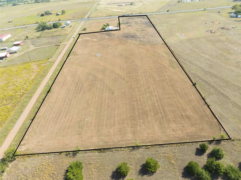 225 Knape Road La Grange, TX 78945