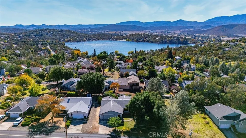 18413 Deer Hill Road Hidden Valley Lake, CA 95467