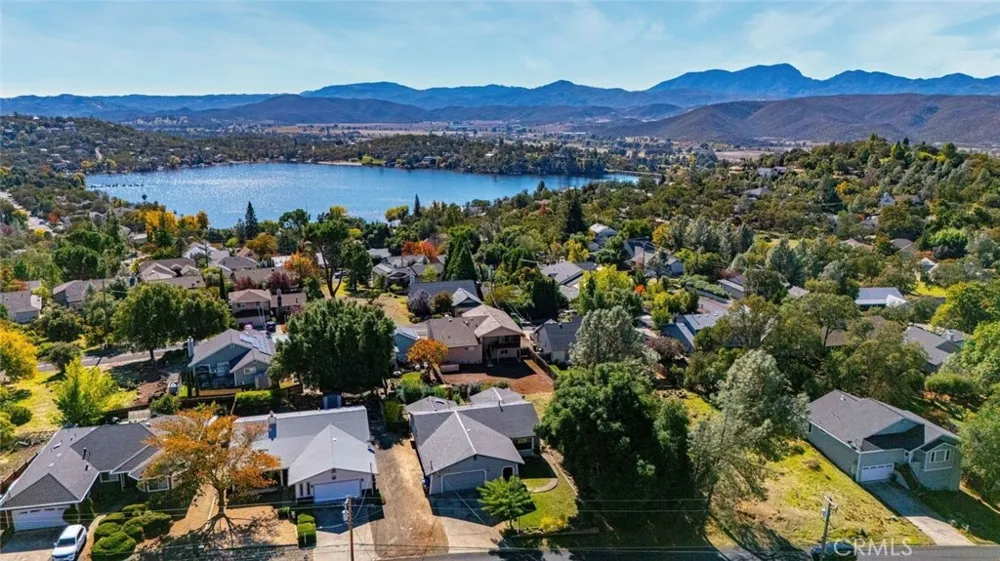 18413 Deer Hill Road Hidden Valley Lake, CA 95467