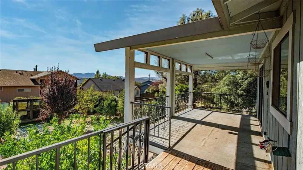 18413 Deer Hill Road Hidden Valley Lake, CA 95467