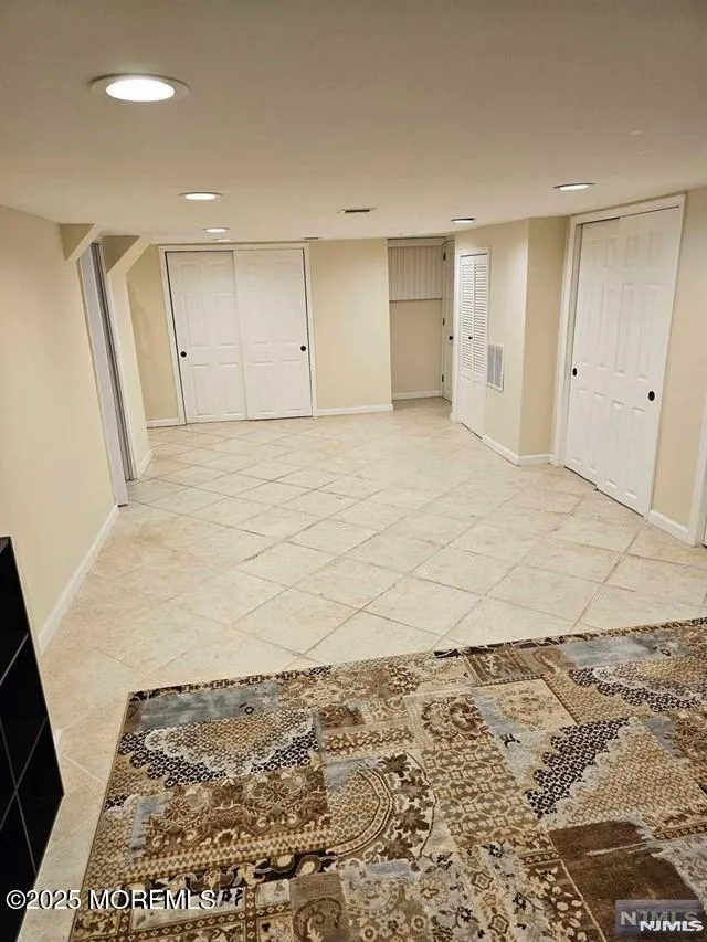 89 Rose Street Wood Ridge, NJ 07075