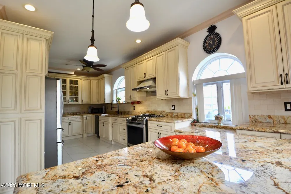 89 Rose Street Wood Ridge, NJ 07075