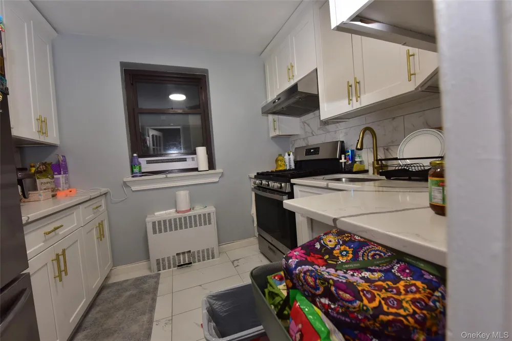 87-50 204 STREET #B74 Hollis, NY 11423
