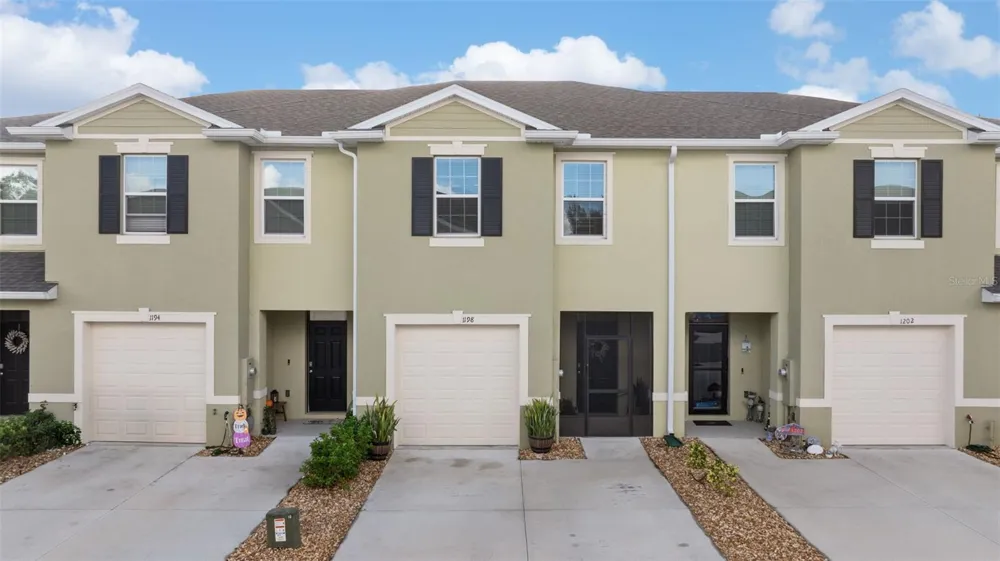 1198 LIDO DRIVE Howey In The Hills, FL 34737