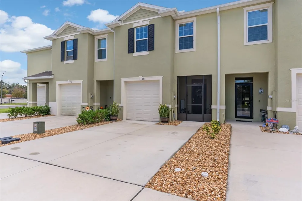 1198 LIDO DRIVE Howey In The Hills, FL 34737