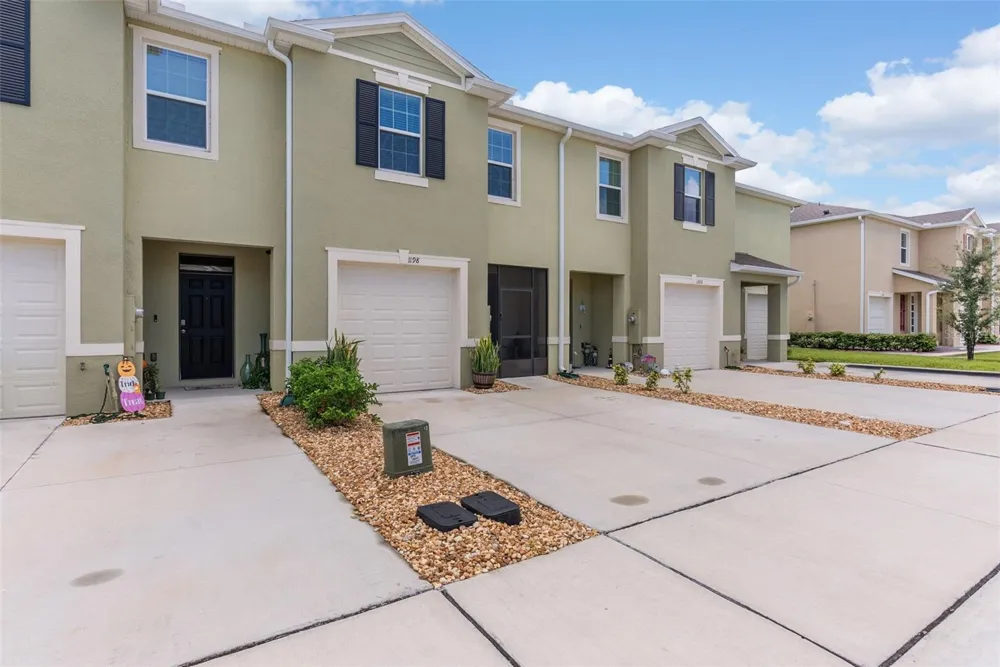 1198 LIDO DRIVE Howey In The Hills, FL 34737