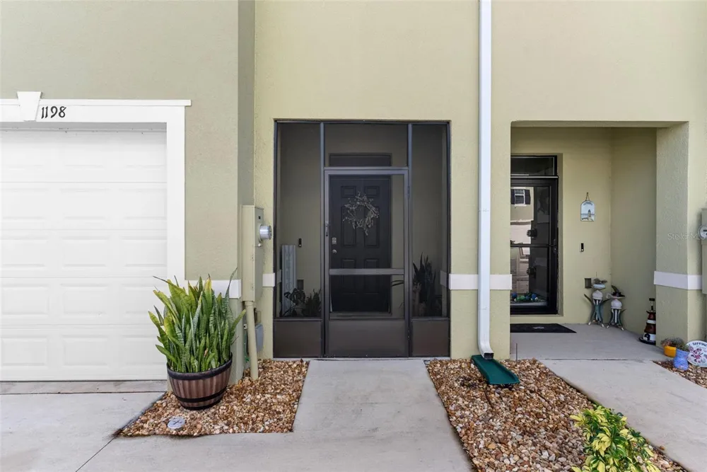 1198 LIDO DRIVE Howey In The Hills, FL 34737