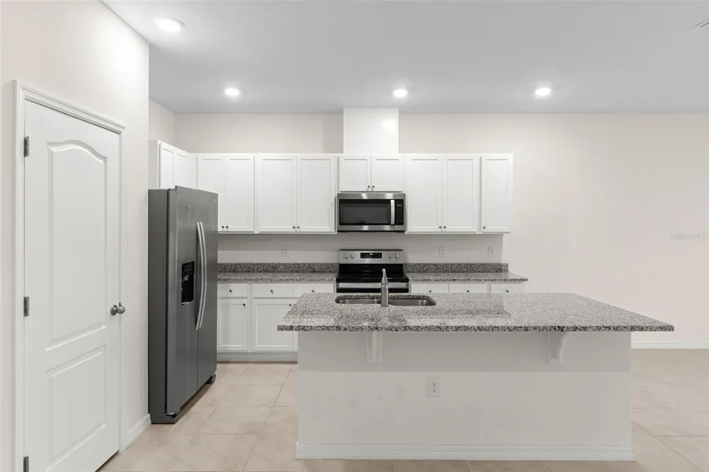 1198 LIDO DRIVE Howey In The Hills, FL 34737