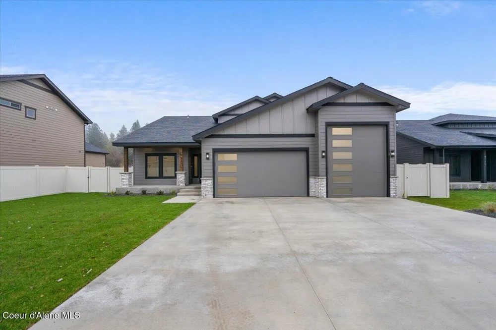 9337 Secretariat Lane Hayden, ID 83835