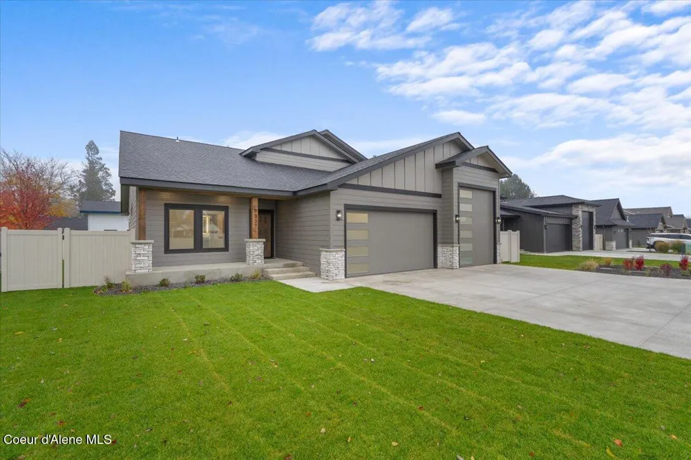 9337 Secretariat Lane Hayden, ID 83835