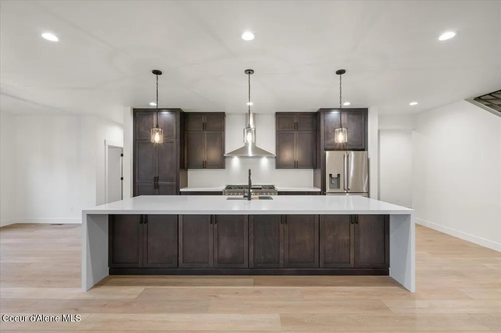 9337 Secretariat Lane Hayden, ID 83835