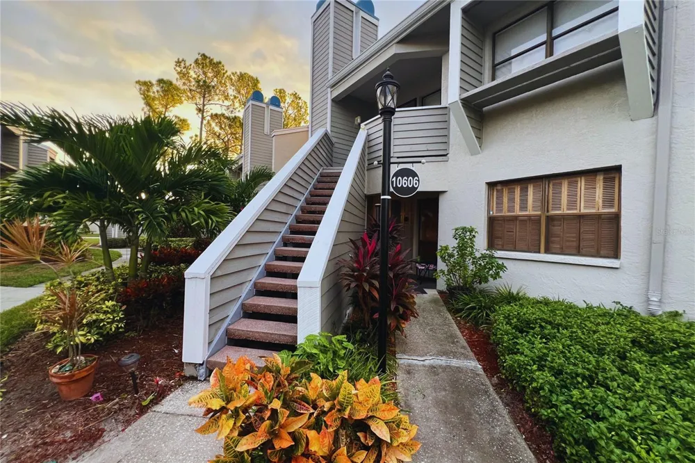 10606 LONGWOOD DRIVE #203B Seminole, FL 33777