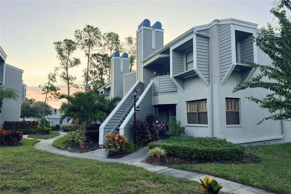 10606 LONGWOOD DRIVE #203B Seminole, FL 33777