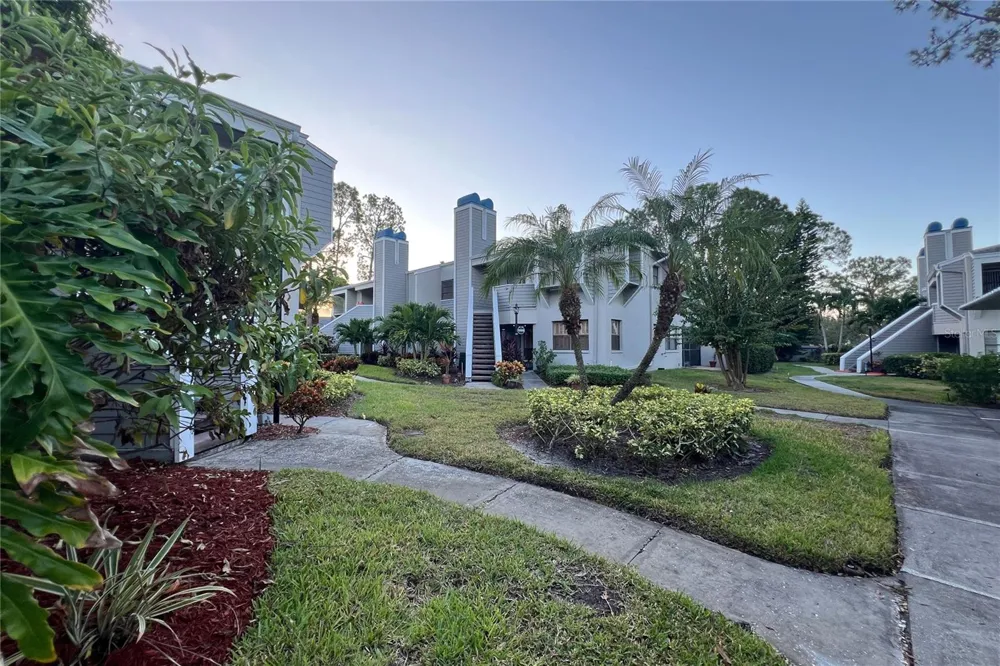 10606 LONGWOOD DRIVE #203B Seminole, FL 33777