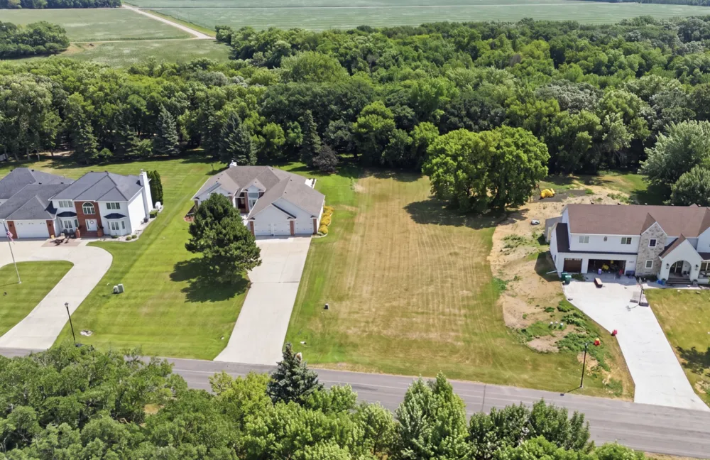 6411 13th Street Fargo, ND 58102