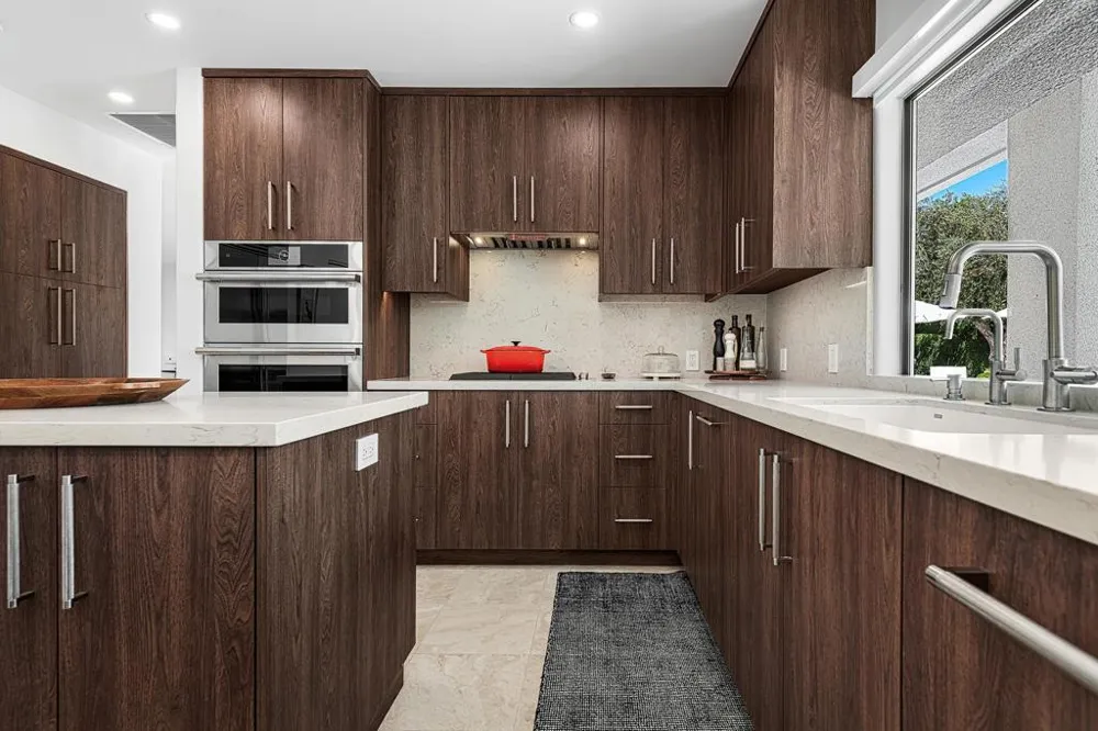 2560 S Camino Real Palm Springs, CA 92264