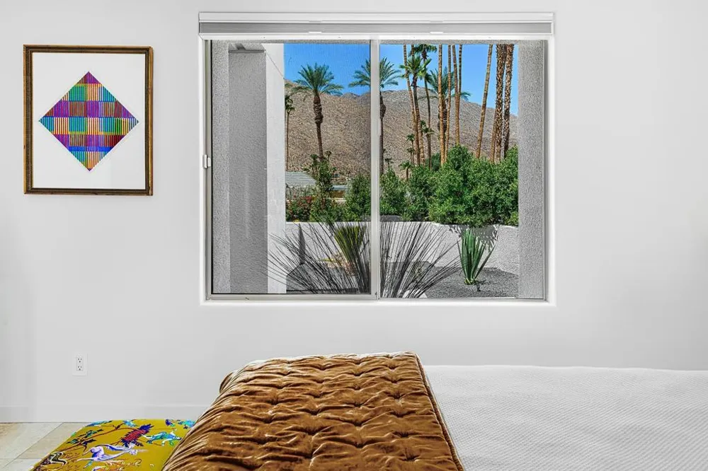 2560 S Camino Real Palm Springs, CA 92264