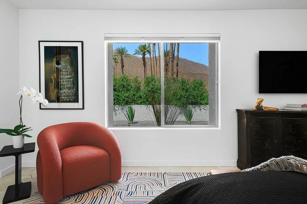 2560 S Camino Real Palm Springs, CA 92264