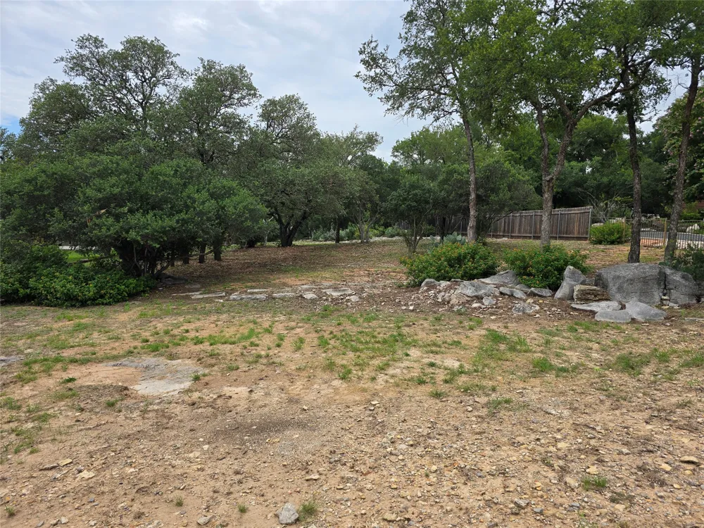 604 Via Viejo Marble Falls, TX 78654