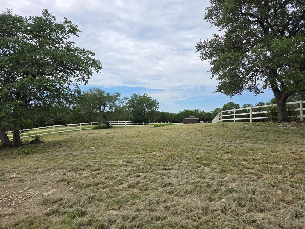 1251 Stone Mountain Drive Marble Falls, TX 78654