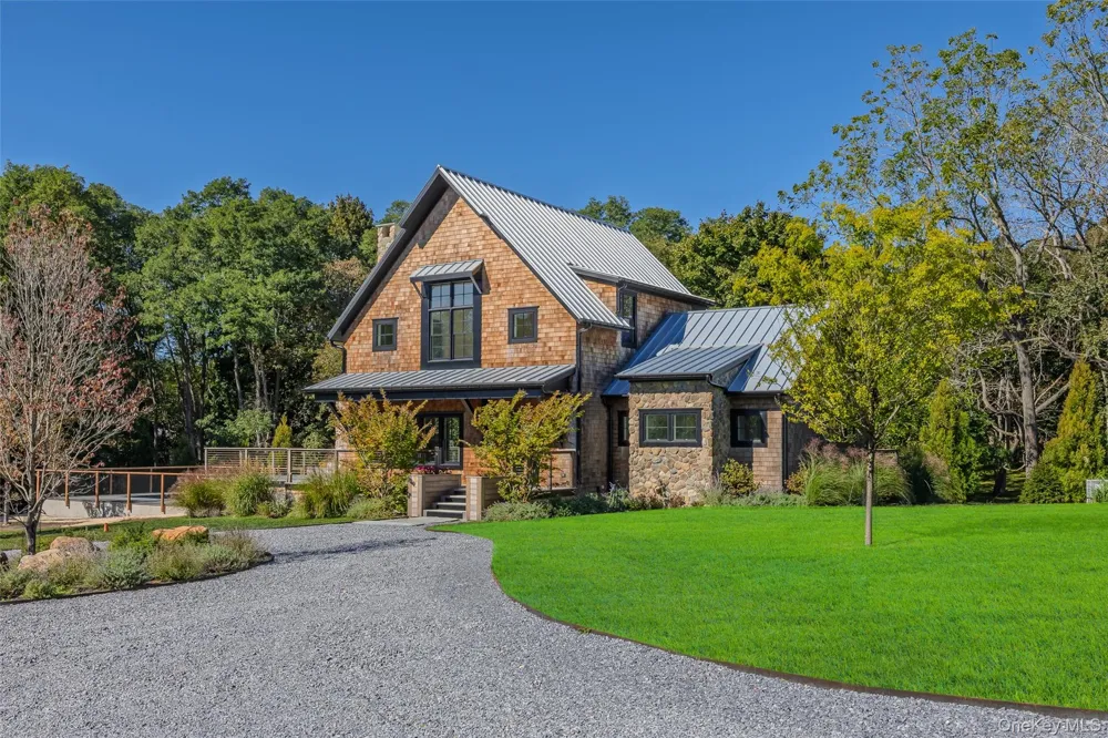 141A Ferry Road Shelter Island, NY 11964