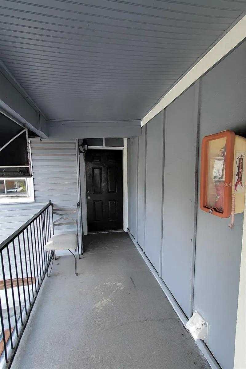 200 COUNTRY CLUB DR #1302 Largo, FL 33771