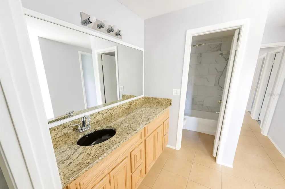 200 COUNTRY CLUB DR #1302 Largo, FL 33771