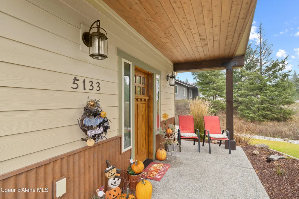 5133 W JEFFERSON Spirit Lake, ID 83869