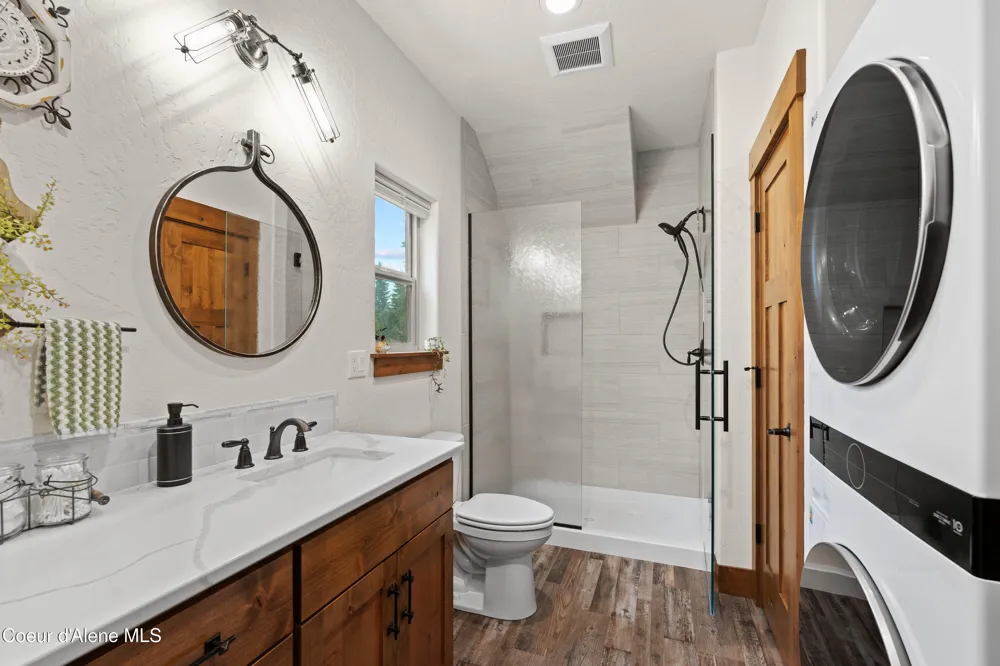 5133 W JEFFERSON Spirit Lake, ID 83869