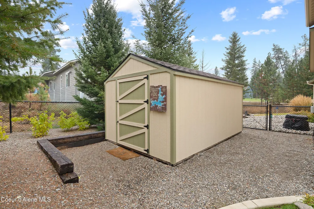 5133 W JEFFERSON Spirit Lake, ID 83869