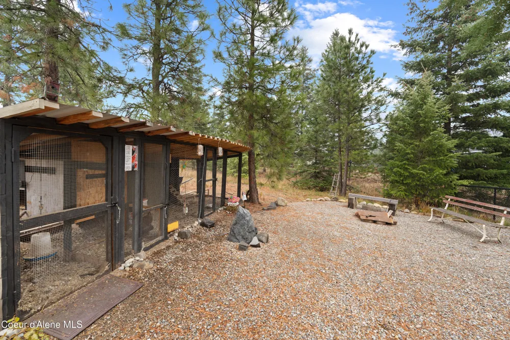 5133 W JEFFERSON Spirit Lake, ID 83869