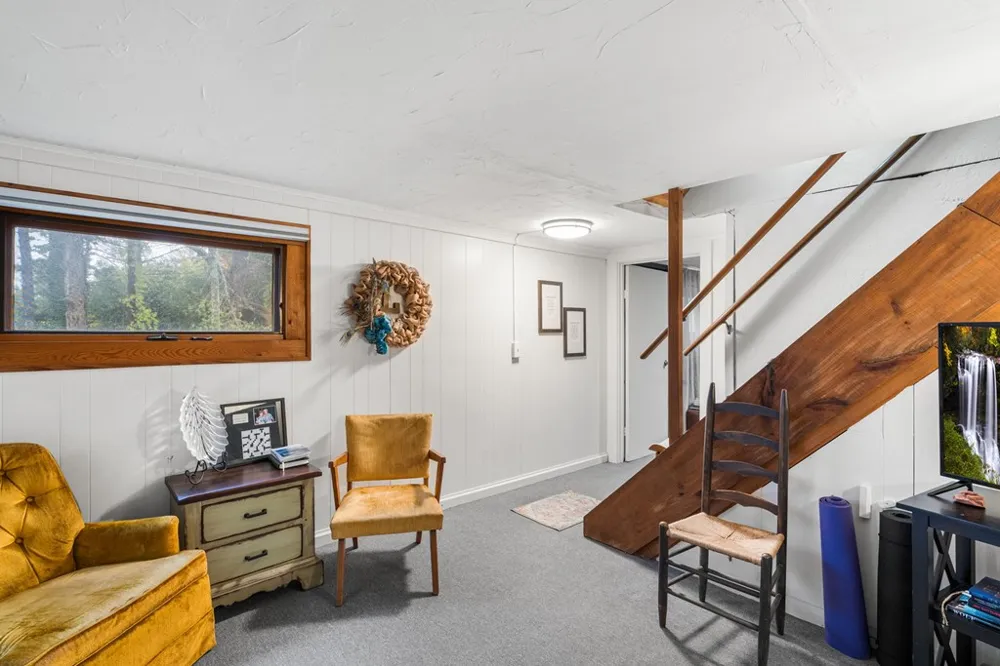 106 Settawig Road Brasstown, NC 28902